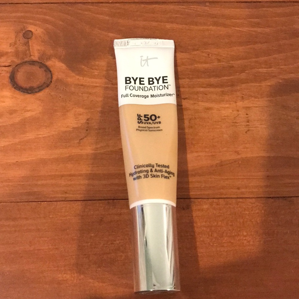 New It Cosmetics bye bye foundation
